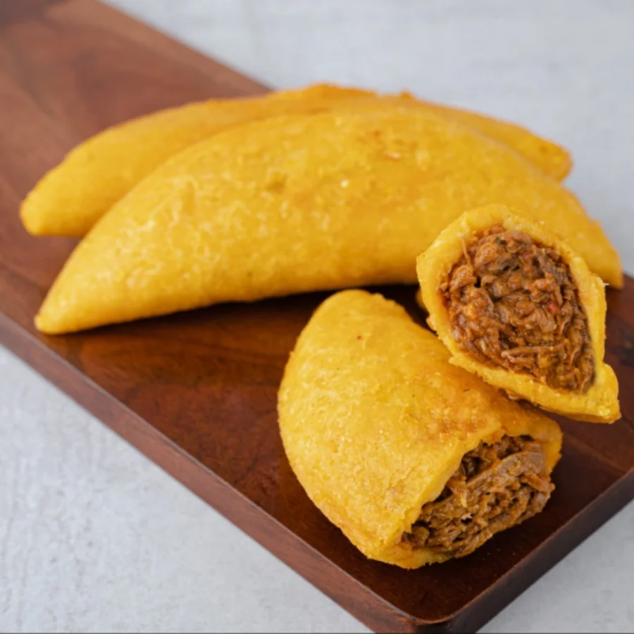 Rey Tequeno - Corn Empanada Shredded Beef
